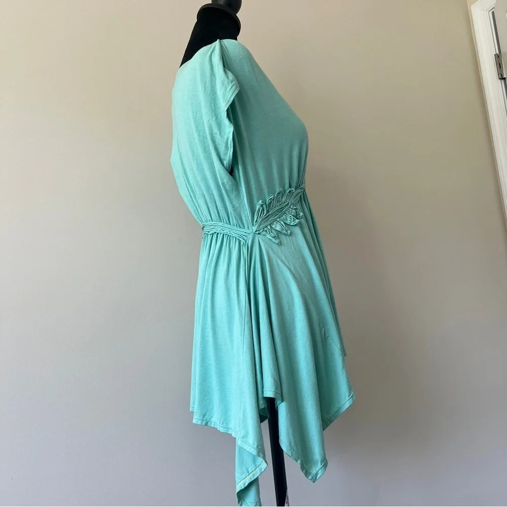 Max Studio Mint Green V-Neck Asymmetrical Cinched Waist Top Women’s Size M NWT - Picture 4 of 5